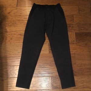Men’s Lululemon Joggers Size Medium